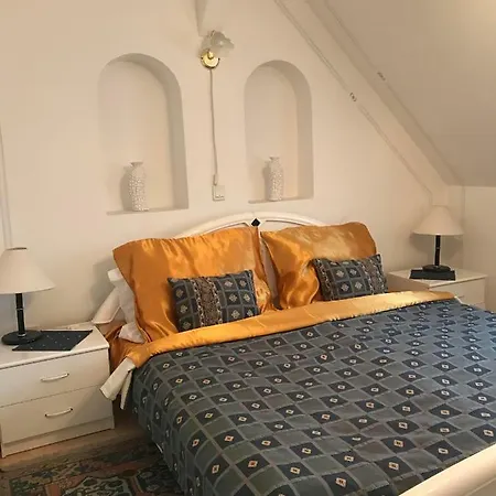 Franciska Apartman