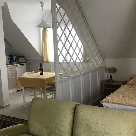 Appartamento Franciska Apartman
