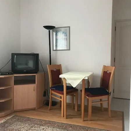 Franciska Apartman Appartamento